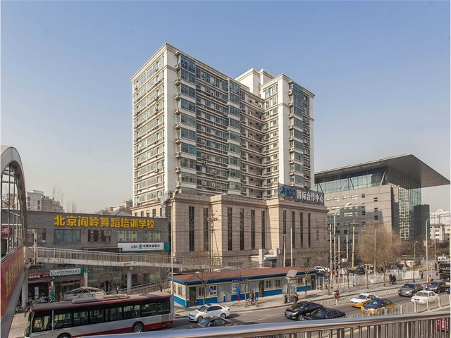 广东便宜的一条龙服装工厂哪里买